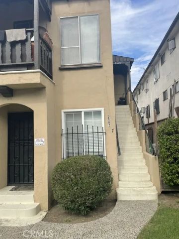 2507 W 4th, Los Angeles, CA 90057