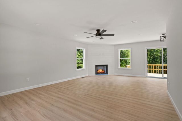 9 Lyman Lake Road, Lyman, SC 29365