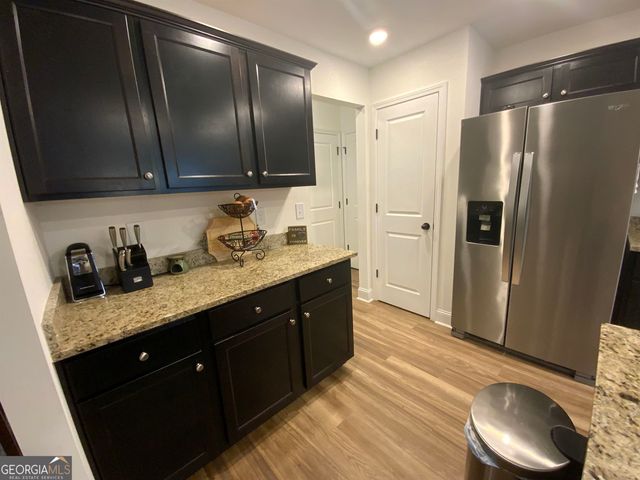 147 Evergreen Drive S, Barnesville, GA 30204