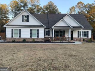 147 Evergreen Drive S, Barnesville, GA 30204