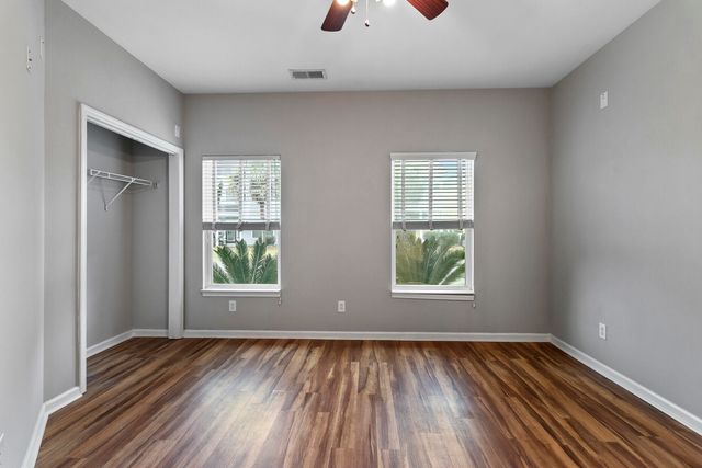 7492 Northgate Drive, Hanahan, SC 29410