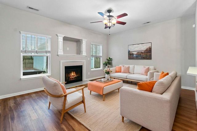 7492 Northgate Drive, Hanahan, SC 29410