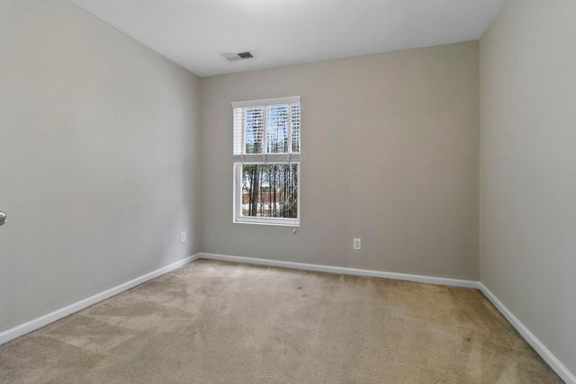 7492 Northgate Drive, Hanahan, SC 29410