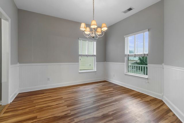 7492 Northgate Drive, Hanahan, SC 29410