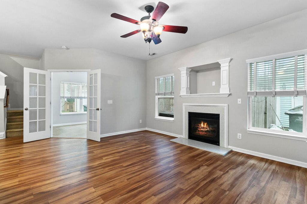 Image 23 of property listing at 7492 Northgate Drive, Hanahan, SC 29410