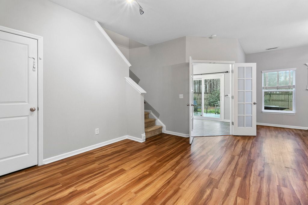 Image 24 of property listing at 7492 Northgate Drive, Hanahan, SC 29410