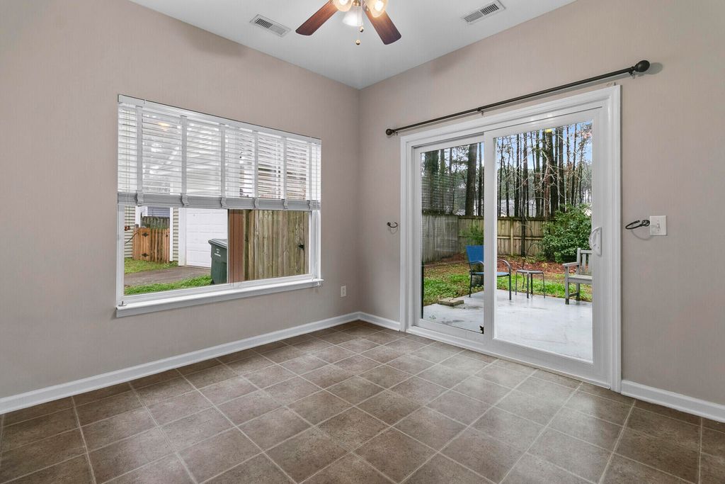 Image 27 of property listing at 7492 Northgate Drive, Hanahan, SC 29410