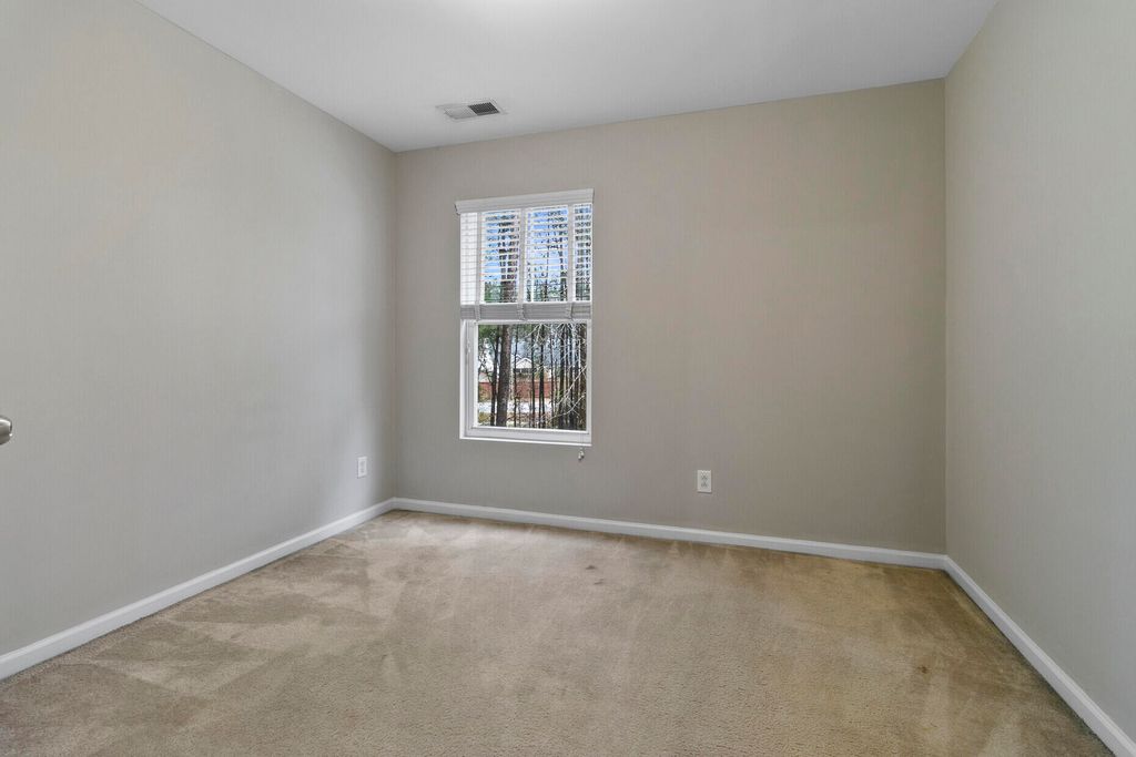 Image 32 of property listing at 7492 Northgate Drive, Hanahan, SC 29410