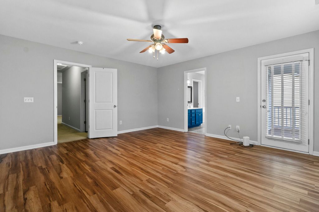 Image 35 of property listing at 7492 Northgate Drive, Hanahan, SC 29410