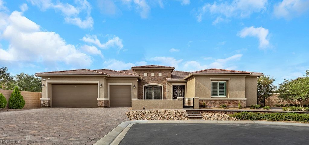8425 South Tenaya Way, Las Vegas, NV 89113 — exterior