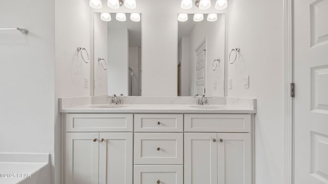 590 Hancock Way, Panama City Beach, FL 32413