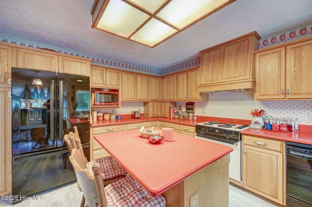 1101 Mcgirt Place, Wilmington, NC 28412