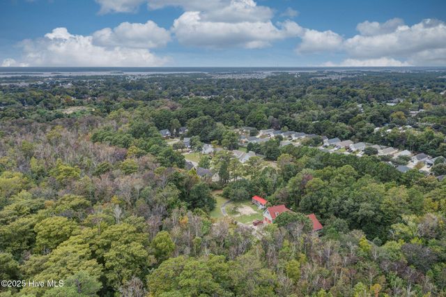 1101 Mcgirt Place, Wilmington, NC 28412