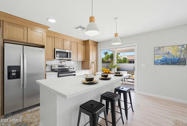 26405 S GREENCASTLE Drive, Sun Lakes, AZ 85248