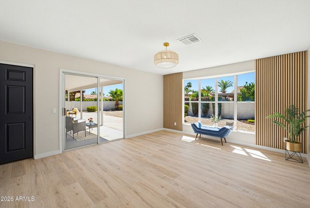 26405 S GREENCASTLE Drive, Sun Lakes, AZ 85248