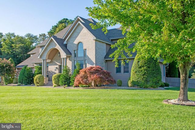 19 LAKE CREST DR, Milford, DE 19963