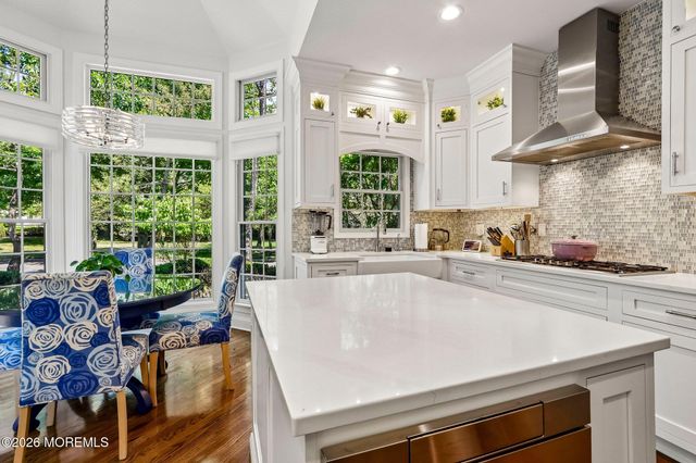 146 Silvermist Court, Little Silver, NJ 07739