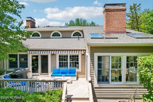 146 Silvermist Court, Little Silver, NJ 07739