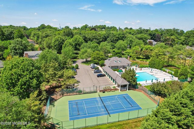 146 Silvermist Court, Little Silver, NJ 07739