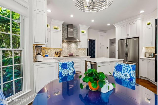 146 Silvermist Court, Little Silver, NJ 07739