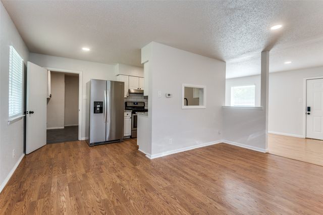 1213 Glenn Drive, Euless, TX 76039