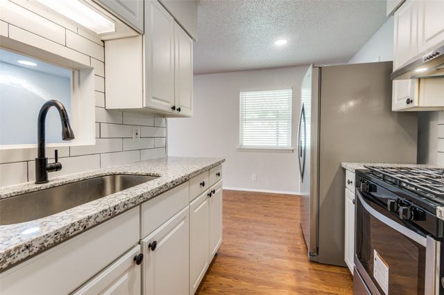 1213 Glenn Drive, Euless, TX 76039