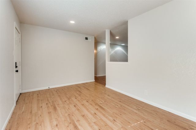 1213 Glenn Drive, Euless, TX 76039