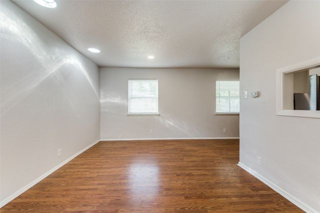 1213 Glenn Drive, Euless, TX 76039