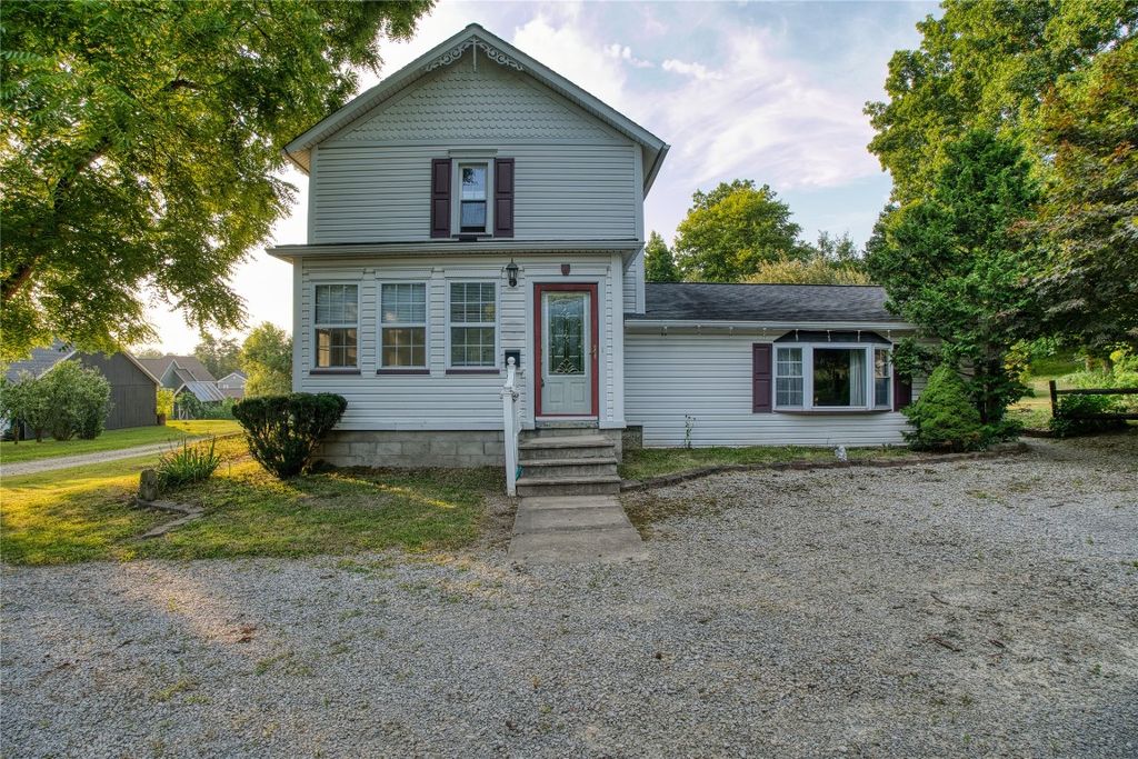 304 SMITH Avenue, Conneautville, PA 16406