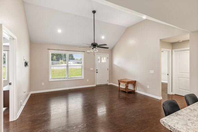 155 Poling Dr, Pulaski, TN 38478