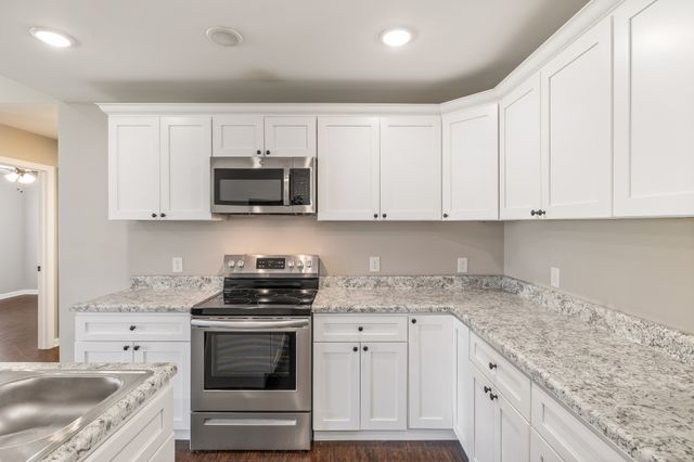 155 Poling Dr, Pulaski, TN 38478