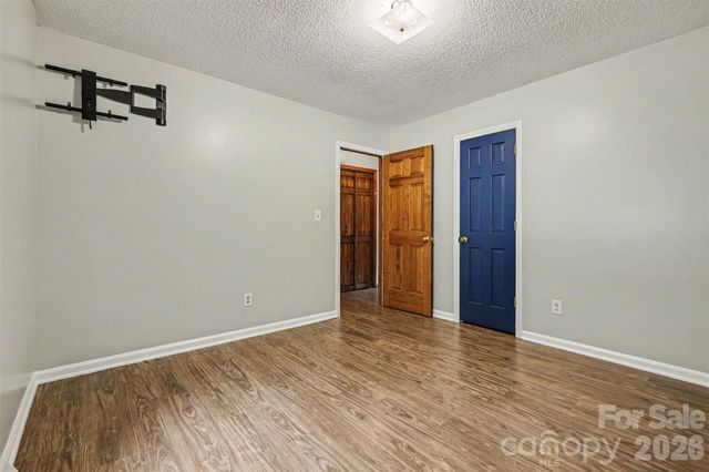 2114 Wilson Avenue, Charlotte, NC 28208