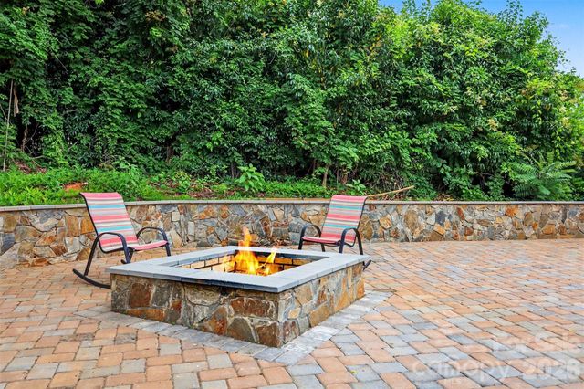 2114 Wilson Avenue, Charlotte, NC 28208