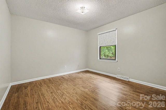 2114 Wilson Avenue, Charlotte, NC 28208