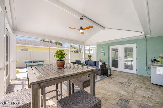 1946 N Daytona Avenue, Flagler Beach, FL 32136