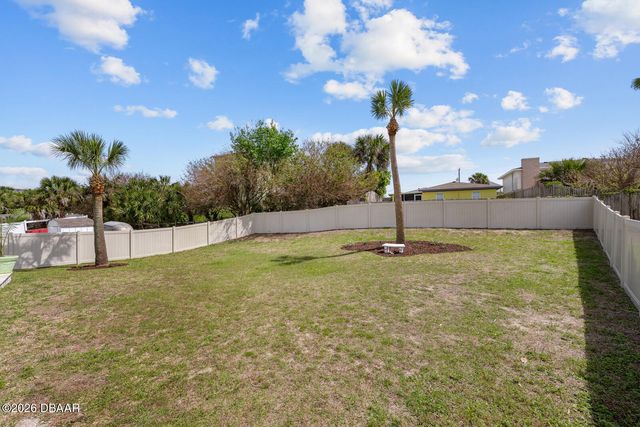 1946 N Daytona Avenue, Flagler Beach, FL 32136