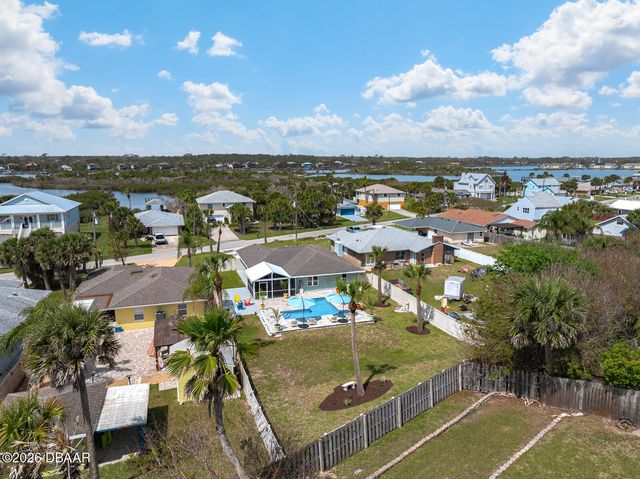 1946 N Daytona Avenue, Flagler Beach, FL 32136