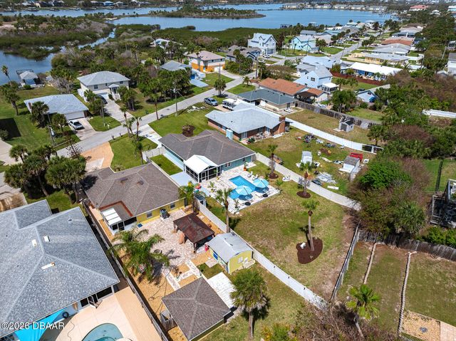 1946 N Daytona Avenue, Flagler Beach, FL 32136