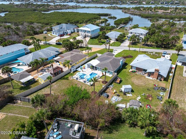 1946 N Daytona Avenue, Flagler Beach, FL 32136