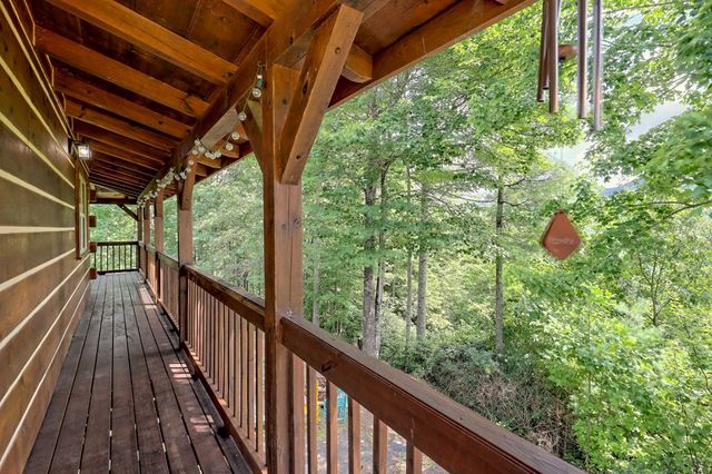 291 Down Springs Drive, Murphy, NC 28906