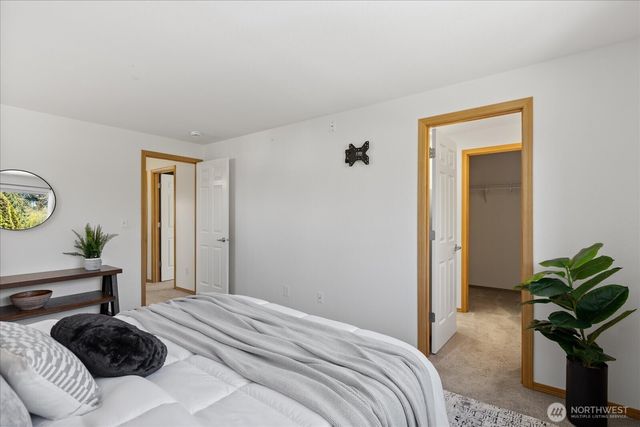 18211 SE 261st Court, Covington, WA 98042
