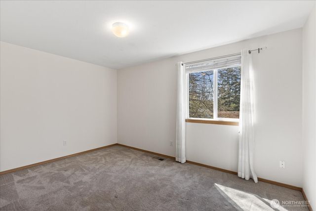 18211 SE 261st Court, Covington, WA 98042
