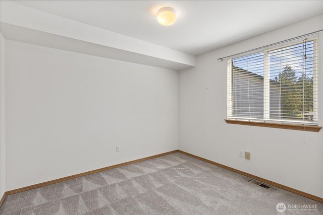 18211 SE 261st Court, Covington, WA 98042