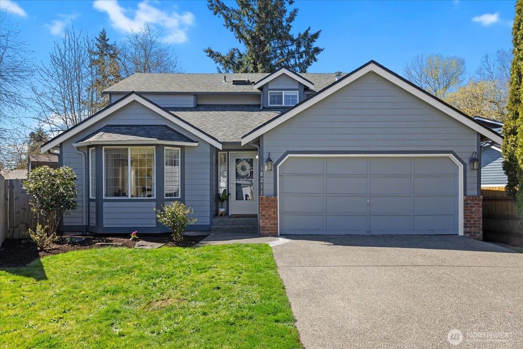 18211 SE 261st Court, Covington, WA 98042