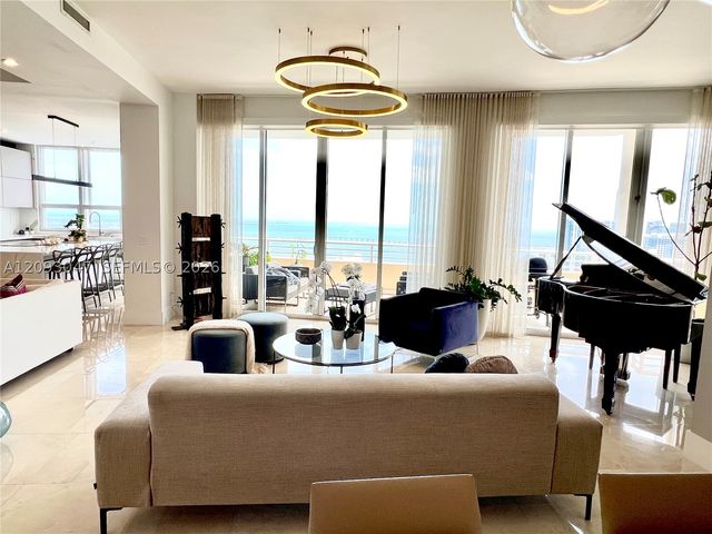 848 Brickell Key Dr 4505, Miami, FL 33131