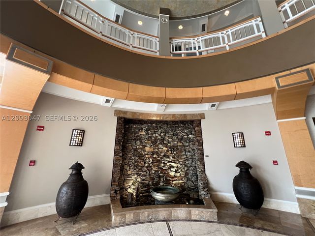 848 Brickell Key Dr 4505, Miami, FL 33131
