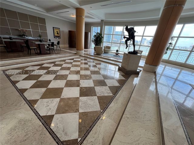 848 Brickell Key Dr 4505, Miami, FL 33131