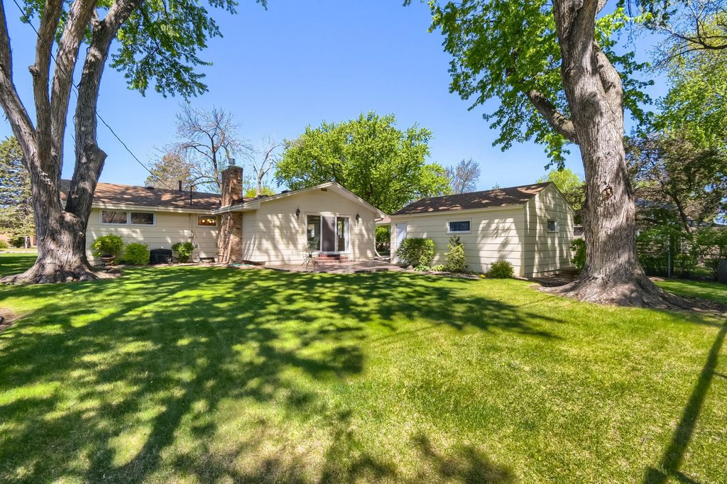 6575 Monroe Street NE, Fridley, MN 55432 — photo 2