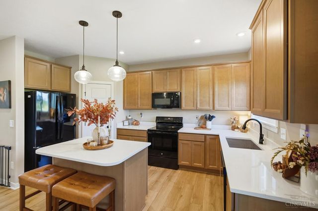 2047 Harvest Meadows Avenue, Batavia Twp, OH 45103
