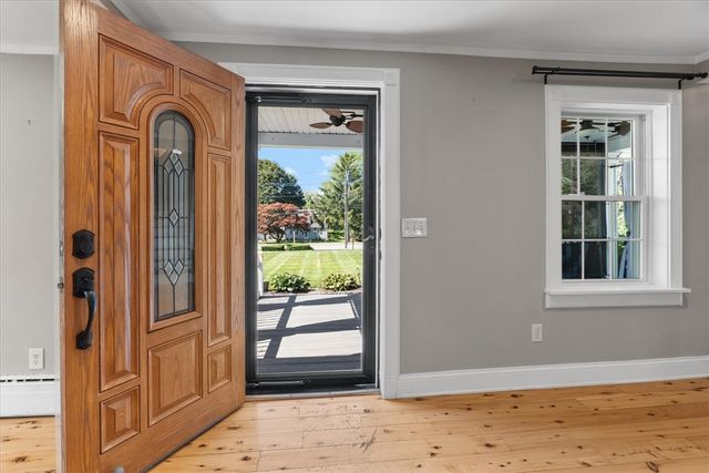 513 Woonasquatucket Avenue, North Providence, RI 02911